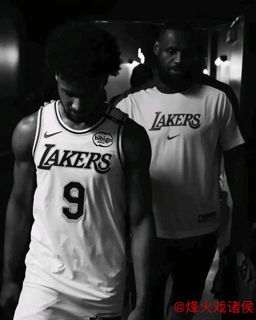 NBA里程碑!詹姆斯父子或将在揭幕战同场竞技 NBA里程碑!詹姆斯父子或将在揭幕战同场竞技