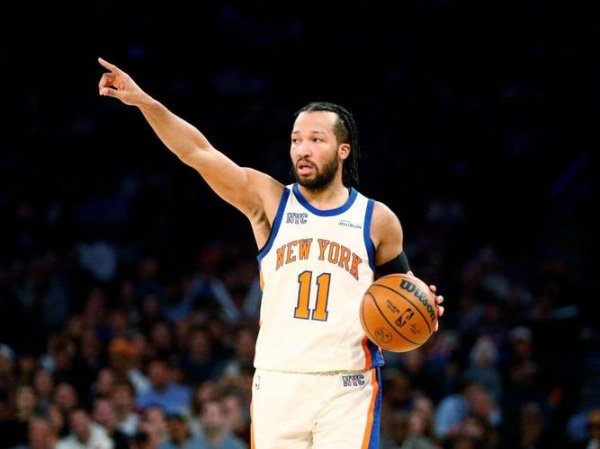 C7娱乐APP Shams：布伦森右脚踝扭伤，将无缘对阵勇士的比赛