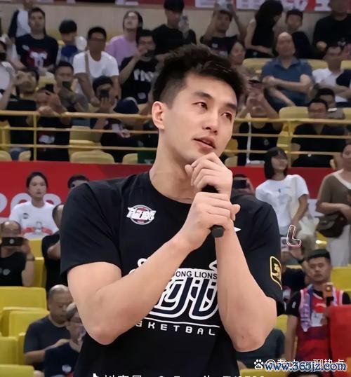 郭艾伦：渴望留守辽宁，只因对球迷承诺会归来