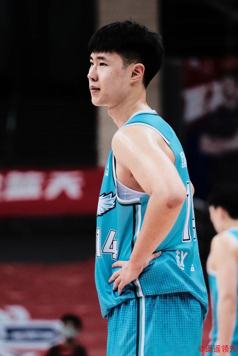 赵嘉义34分青岛胜山西 胡金秋21+9广厦胜宁波