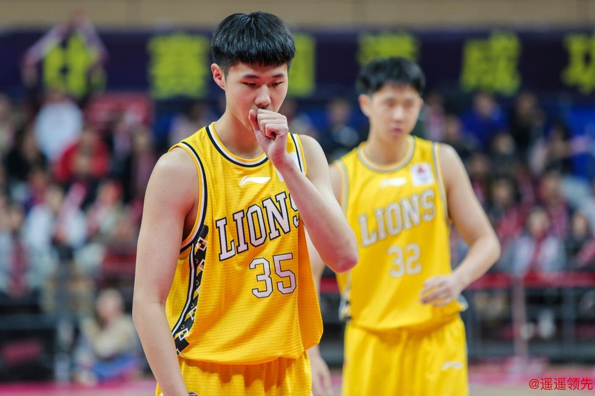 赵嘉义34分青岛胜山西 胡金秋21+9广厦胜宁波
